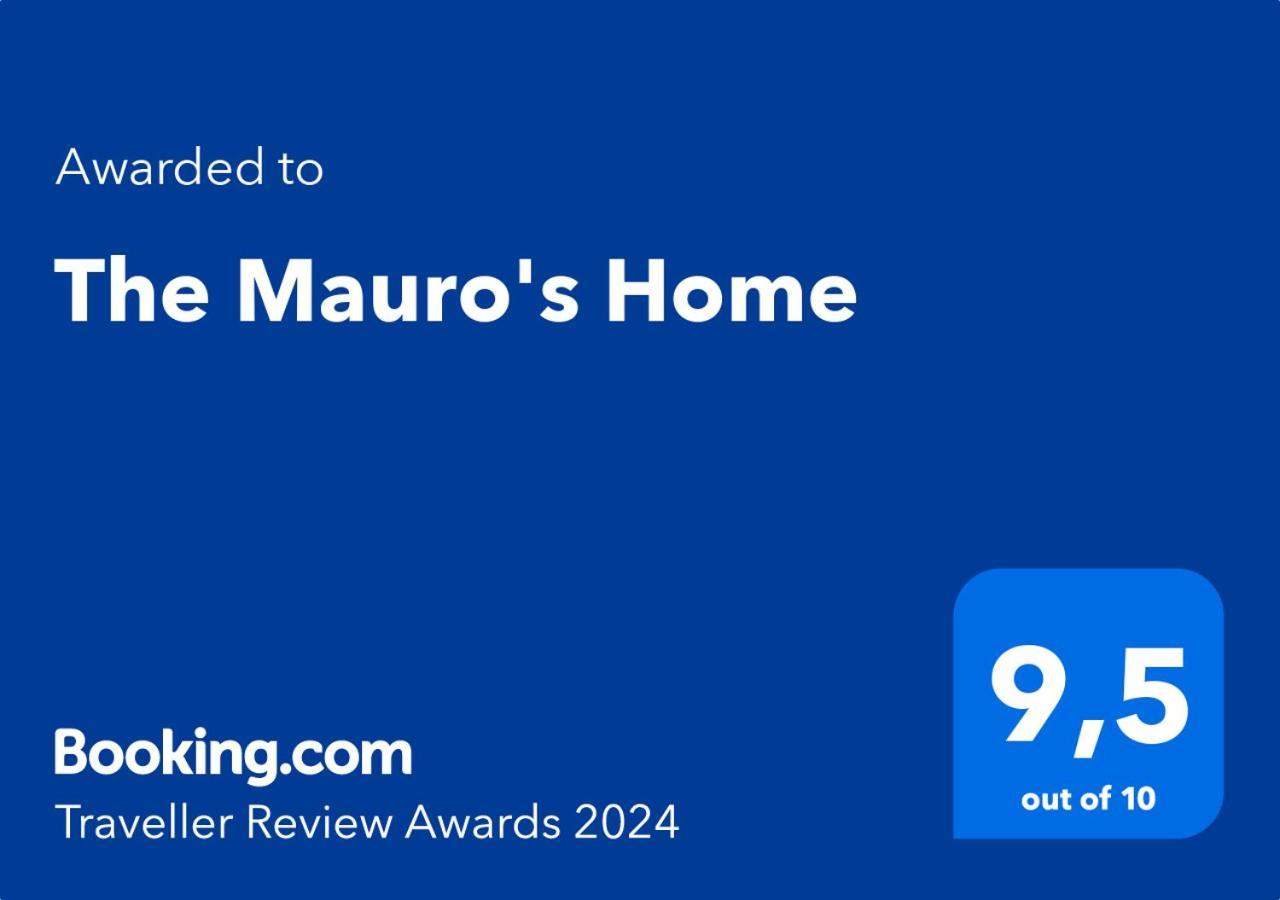 The Mauro'S Home CTA Exterior photo